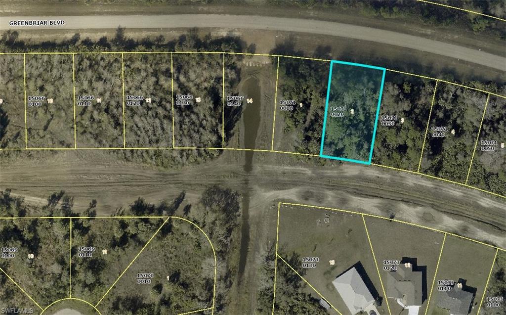 Aerial map of property and surrounding area