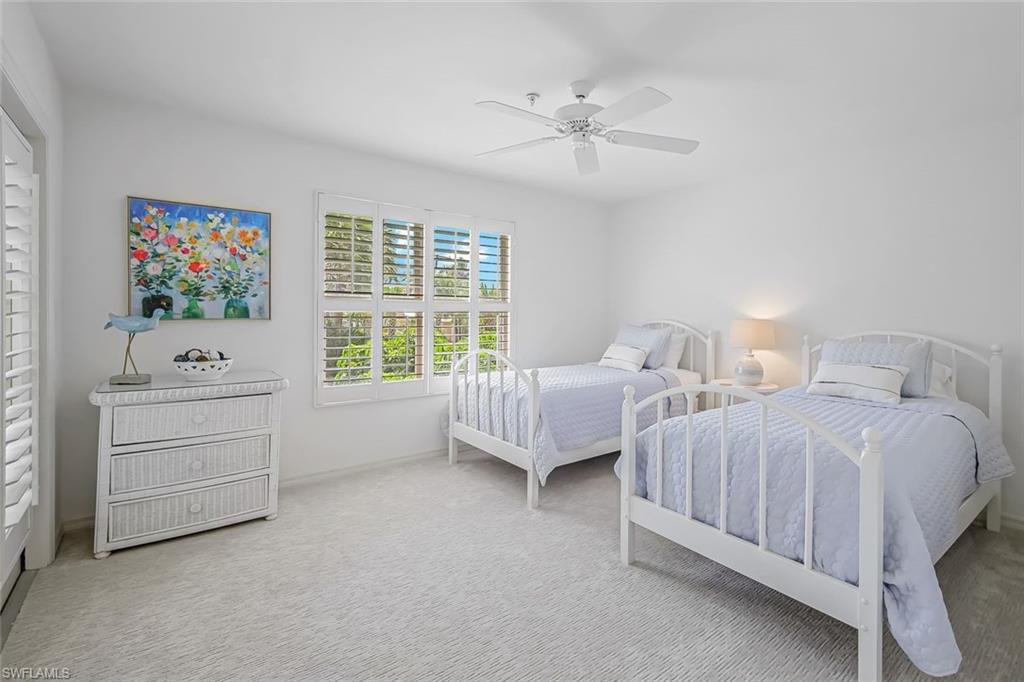 Guest Bedroom w/Twin Beds