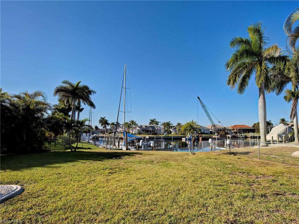 2301 Via Veneto DR