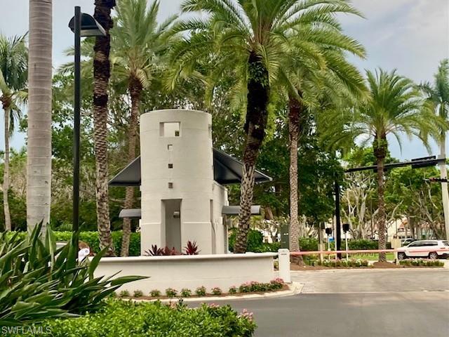 beach park entrance