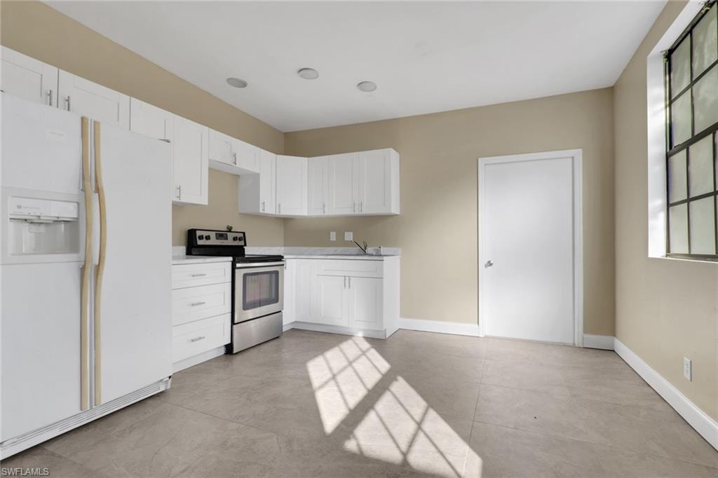 2933 Jackson ST photo 28