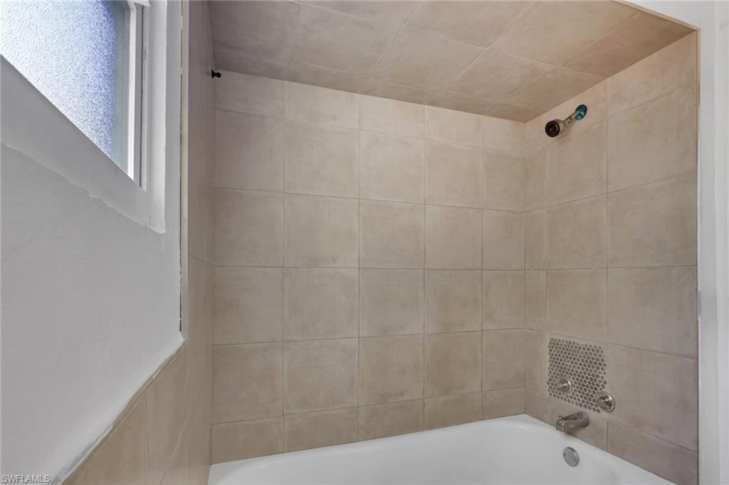2933 Jackson ST photo 24
