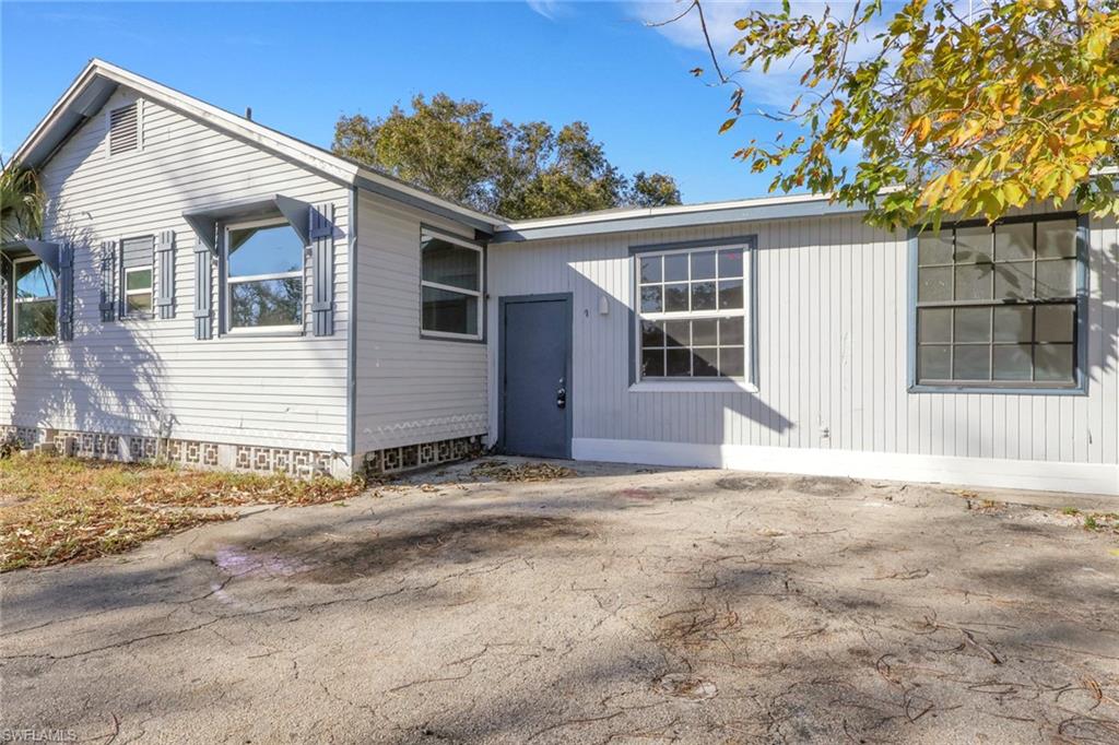 2933 Jackson ST photo 25