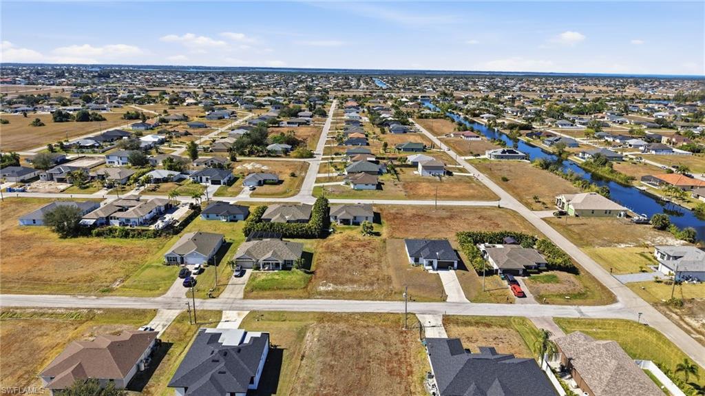 302 NW 27th AVE