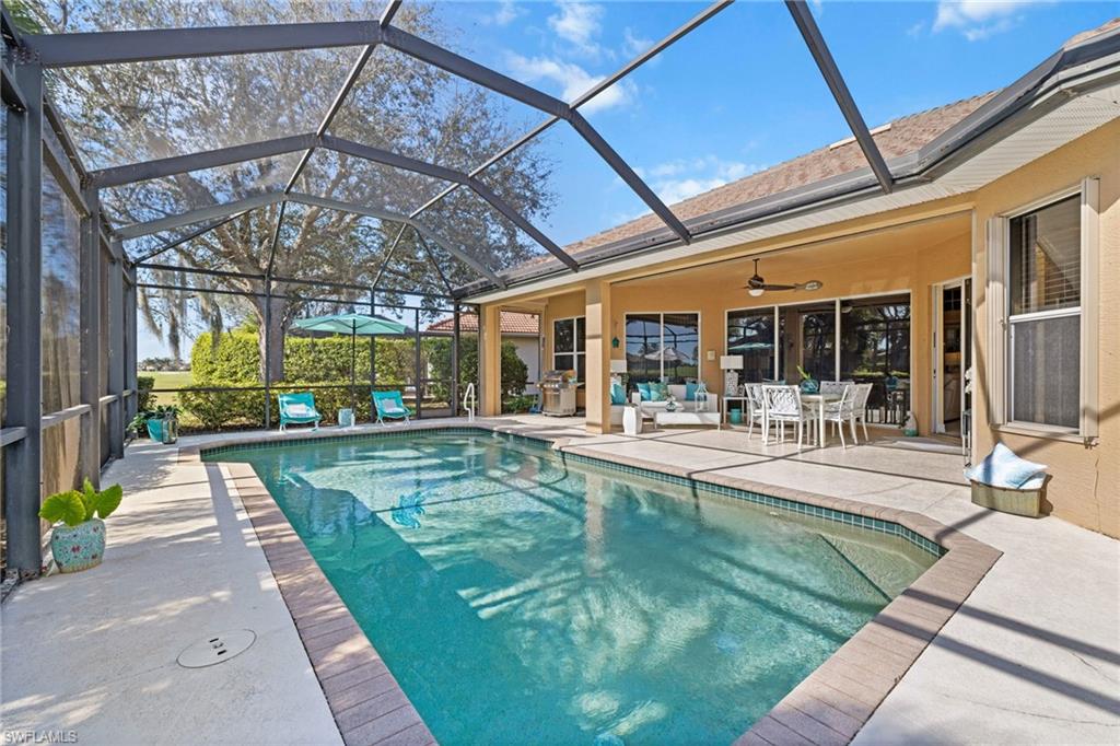 Relax By The Pool!