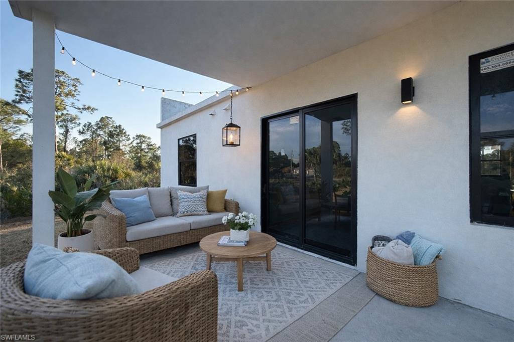 View of patio / terrace featuring outdoor lounge area