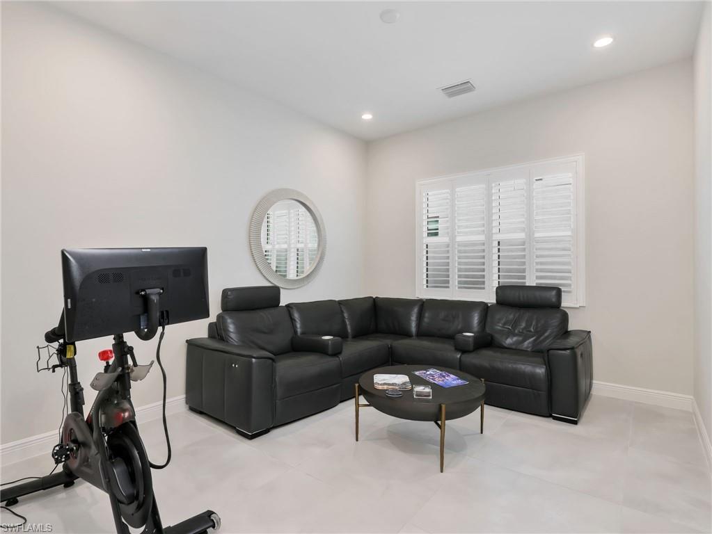 9252 Cayman DR photo 36