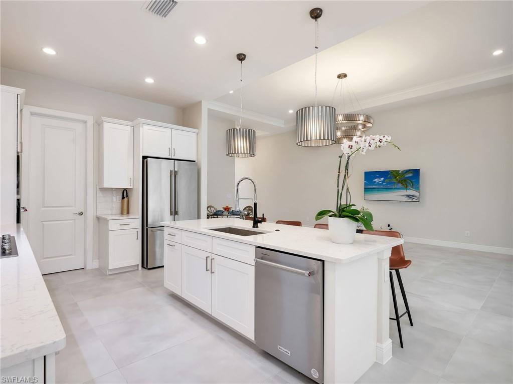 9252 Cayman DR photo 15