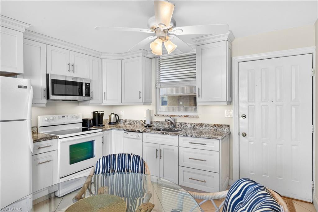 5900 Bonita Beach RD 1402 photo 19