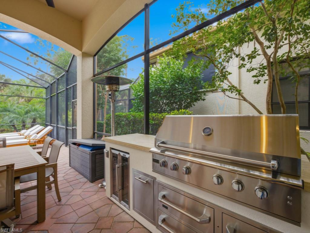 Outdoor Kitchen