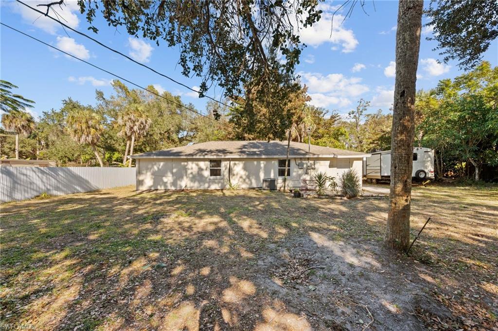 260 Delray AVE photo 30