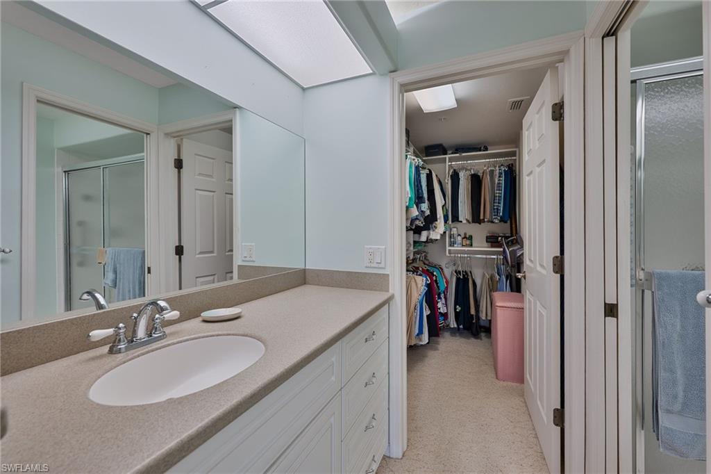 13221 Sherburne CIR 601 photo 10