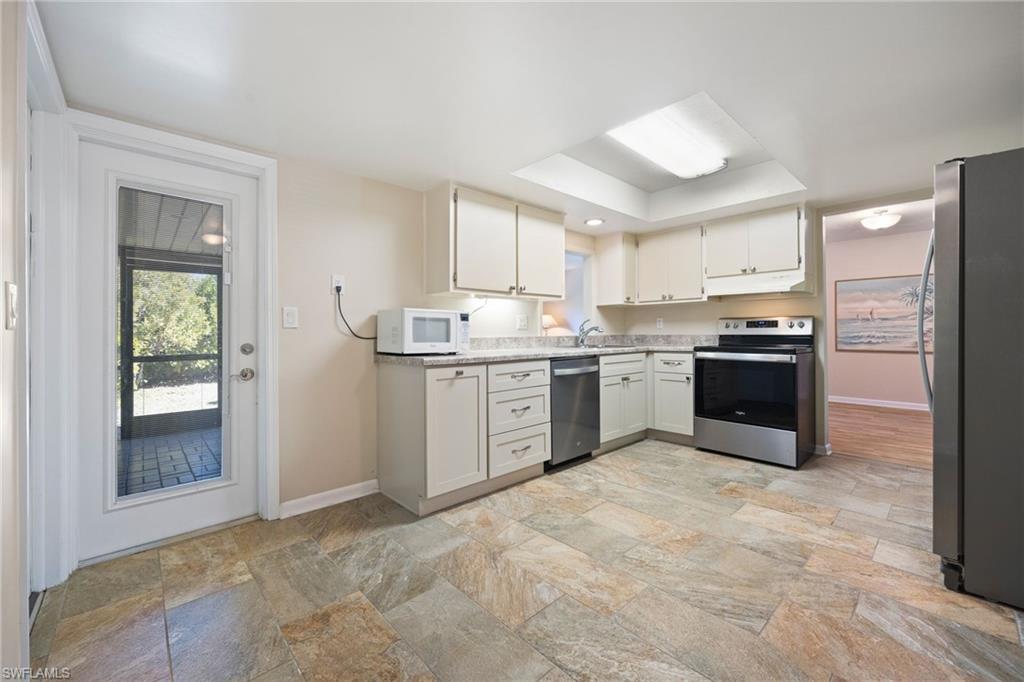 15637 Omai CT photo 15