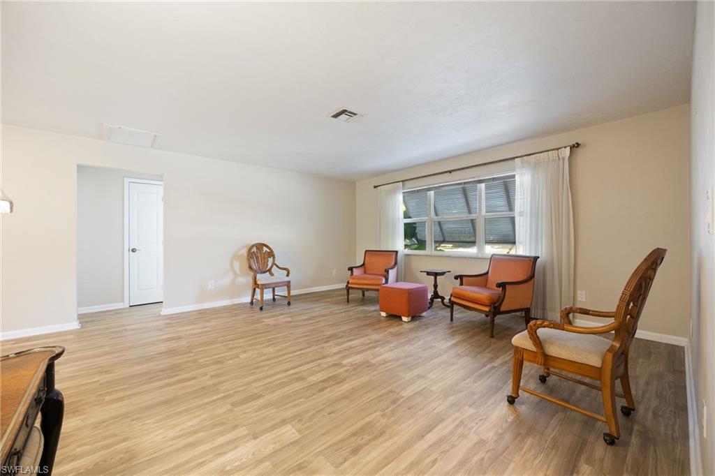 15637 Omai CT