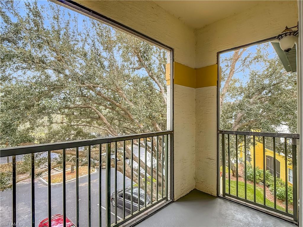 Balcony with a sunroom