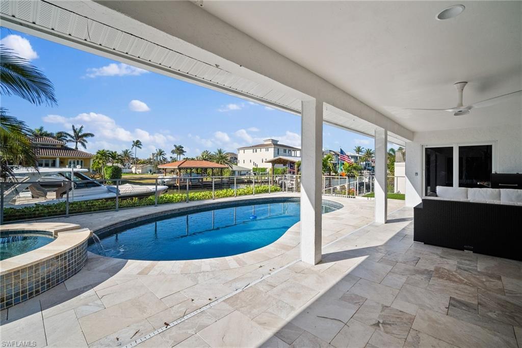 266 Egret AVE photo 32