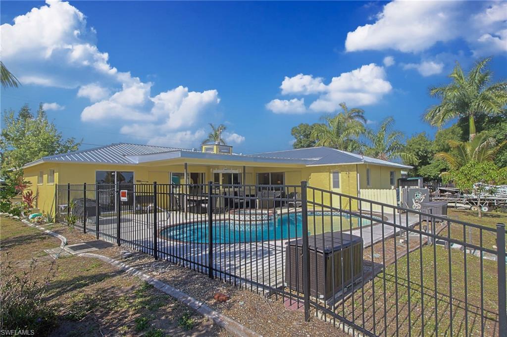 147 Coral DR photo 33