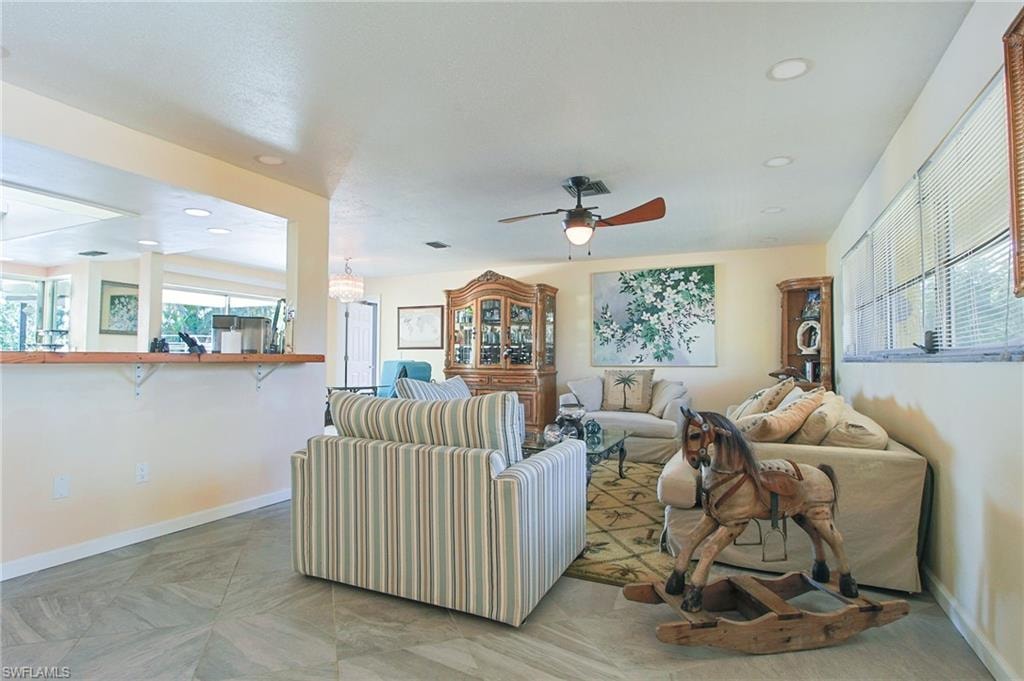 147 Coral DR photo 8