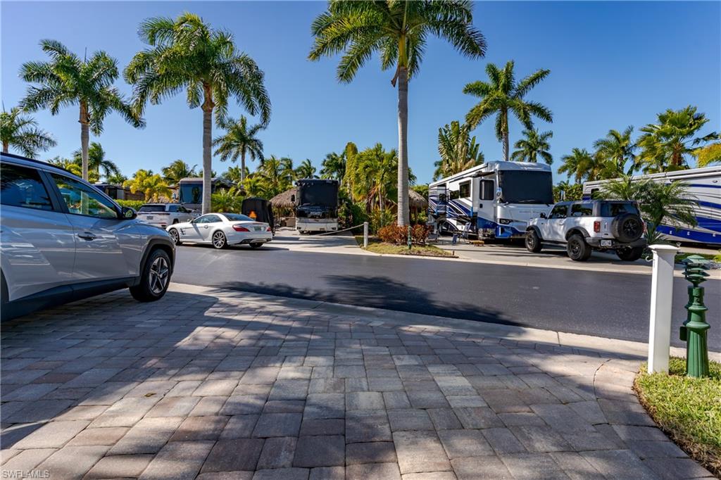13583 Snook CIR photo 32