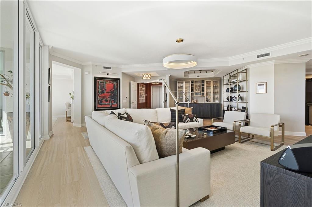 445 Cove Tower DR 1001 photo 6