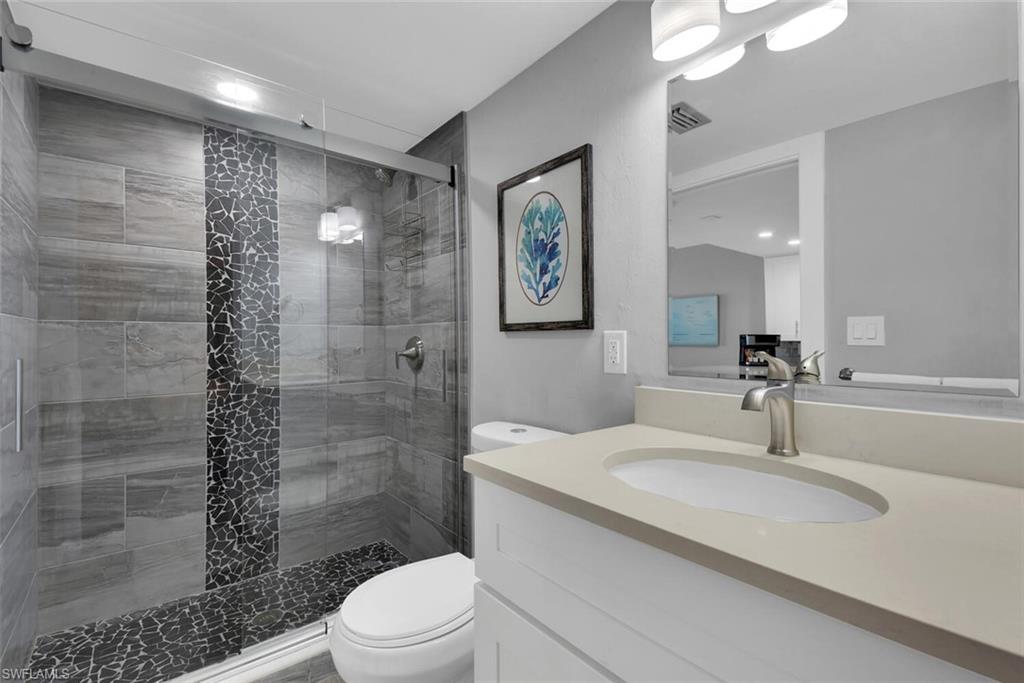 890 Collier BLVD 504 photo 17