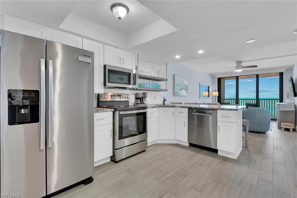 890 Collier BLVD 504 photo 8
