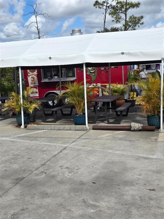 concession trailer on lot of parking