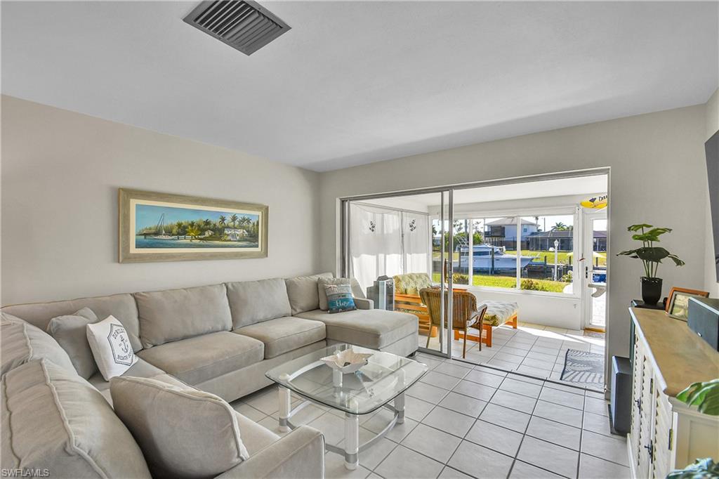 Great flow to family/Florida room.