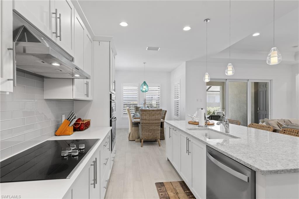 14806 Dockside LN photo 8