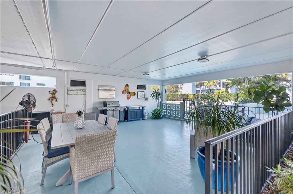 Breezeway lounge