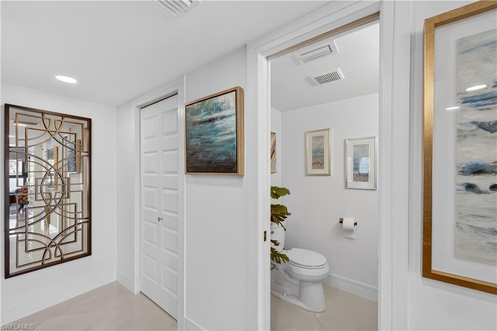 Powder room
