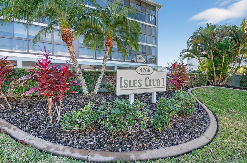 Isles Club I, a 1 building condominium