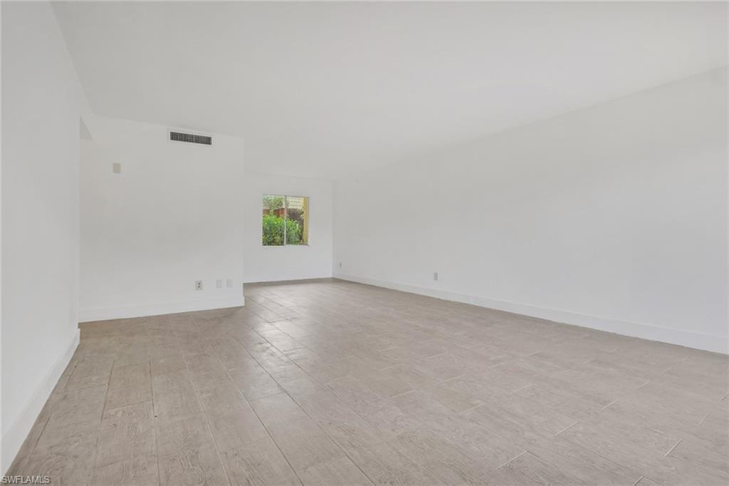 2366 E. Mall Dr Apt. 101 photo 13