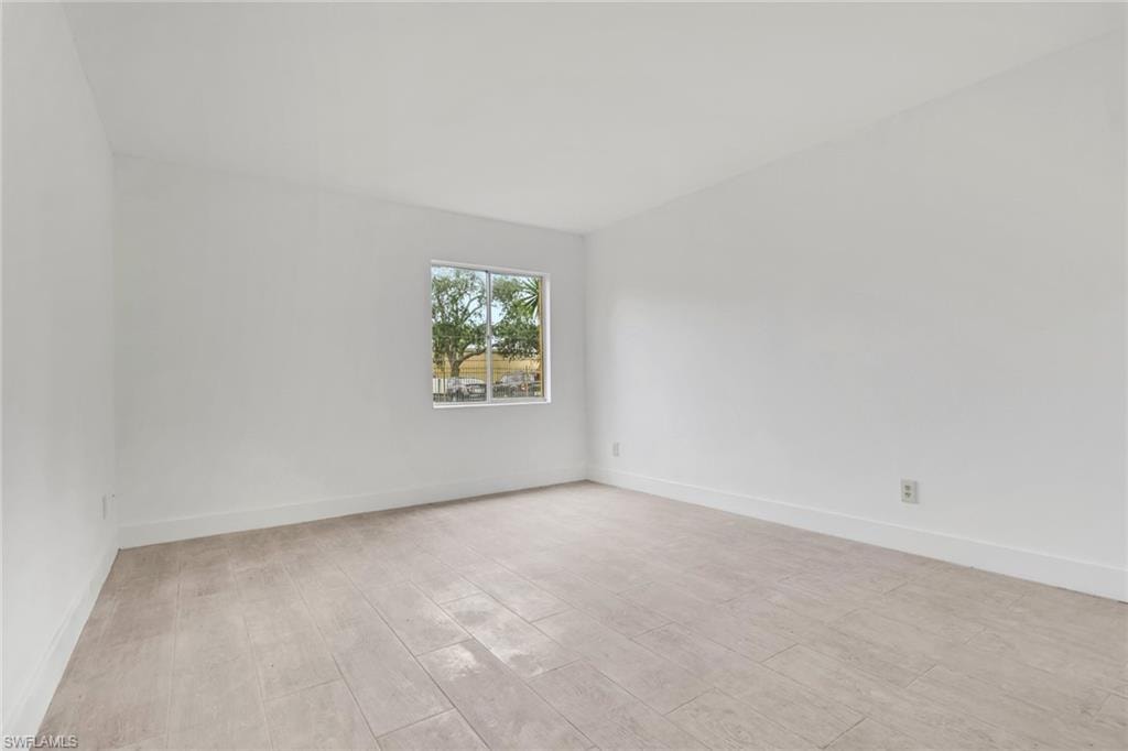 2366 E. Mall Dr Apt. 101 photo 16