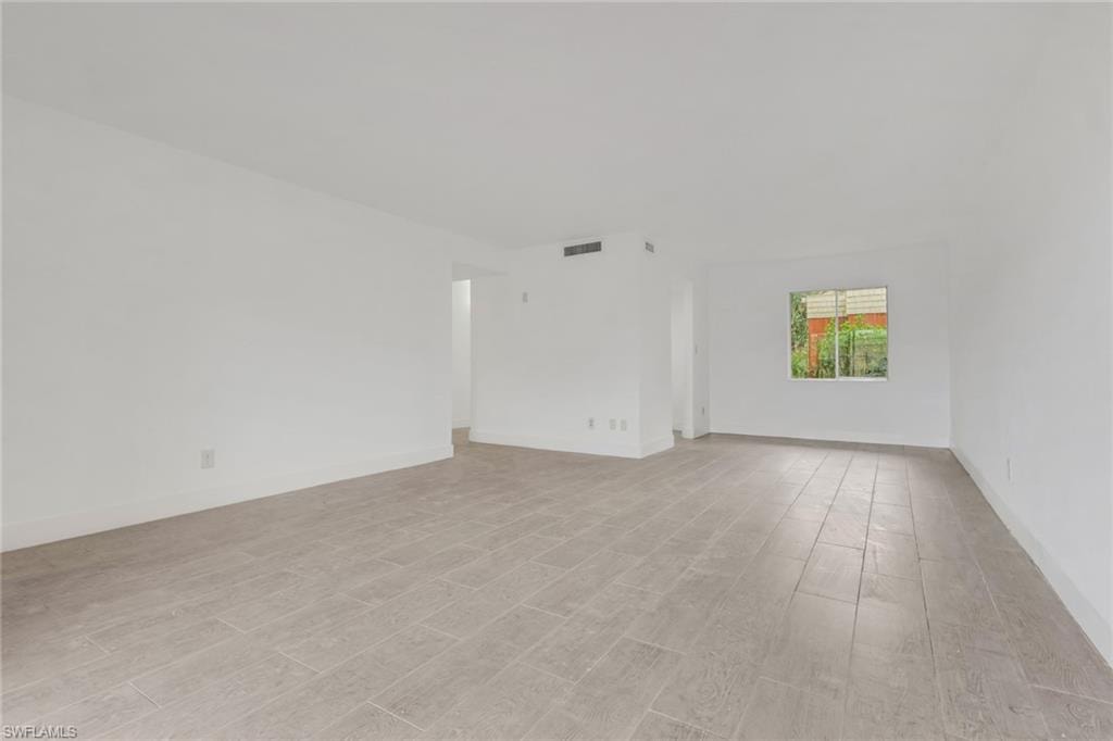 2366 E. Mall Dr Apt. 101 photo 15