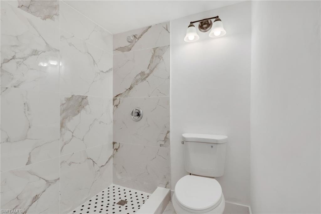 2366 E. Mall Dr Apt. 101 photo 21