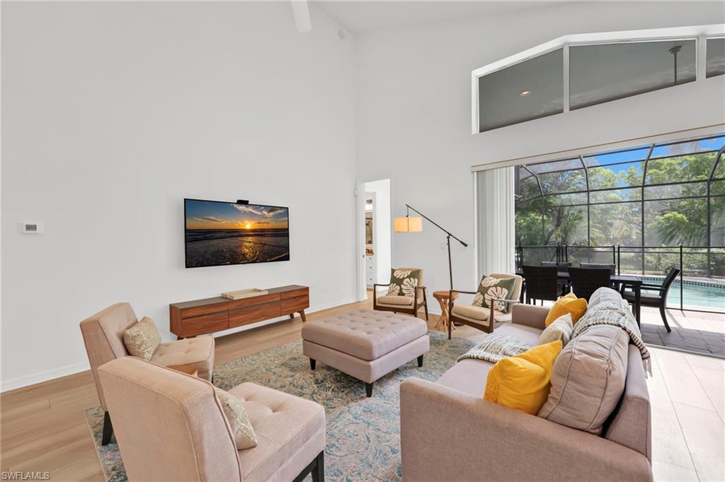 8924 Ventura WAY photo 7