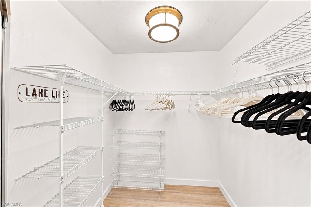 Walk in Closet