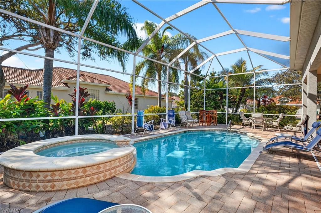 Pool & Spa