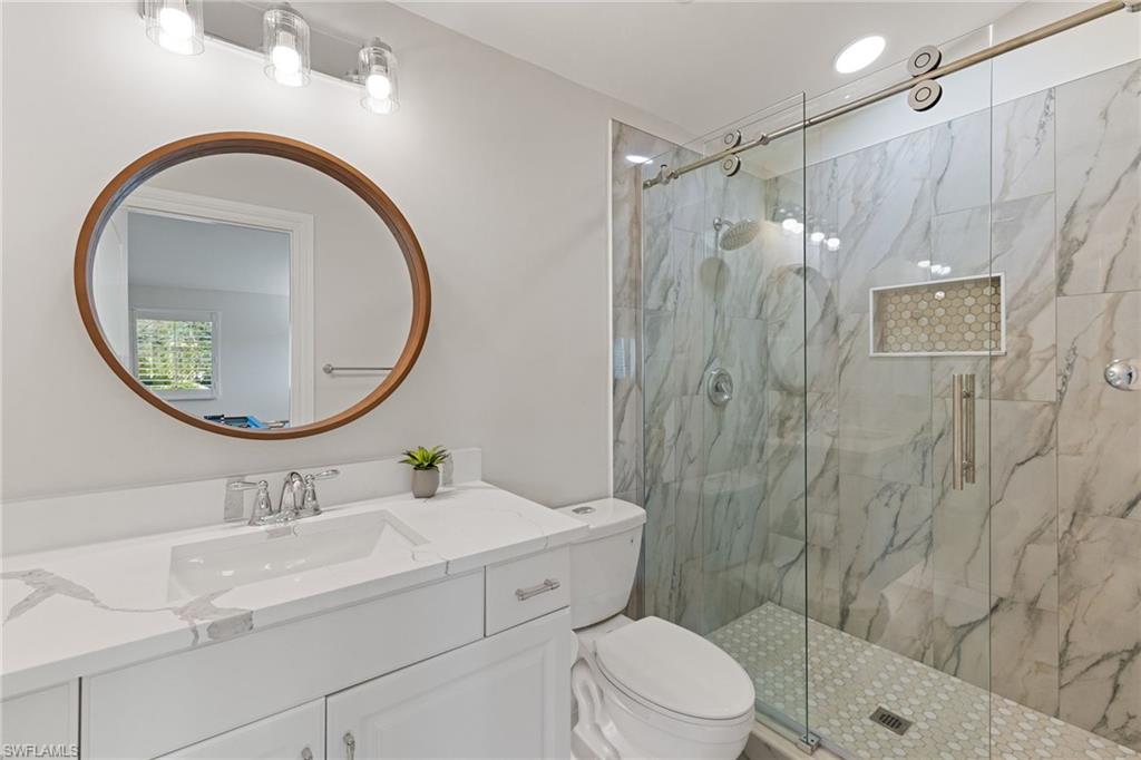 Bathroom upstairs / bonus room bedroom