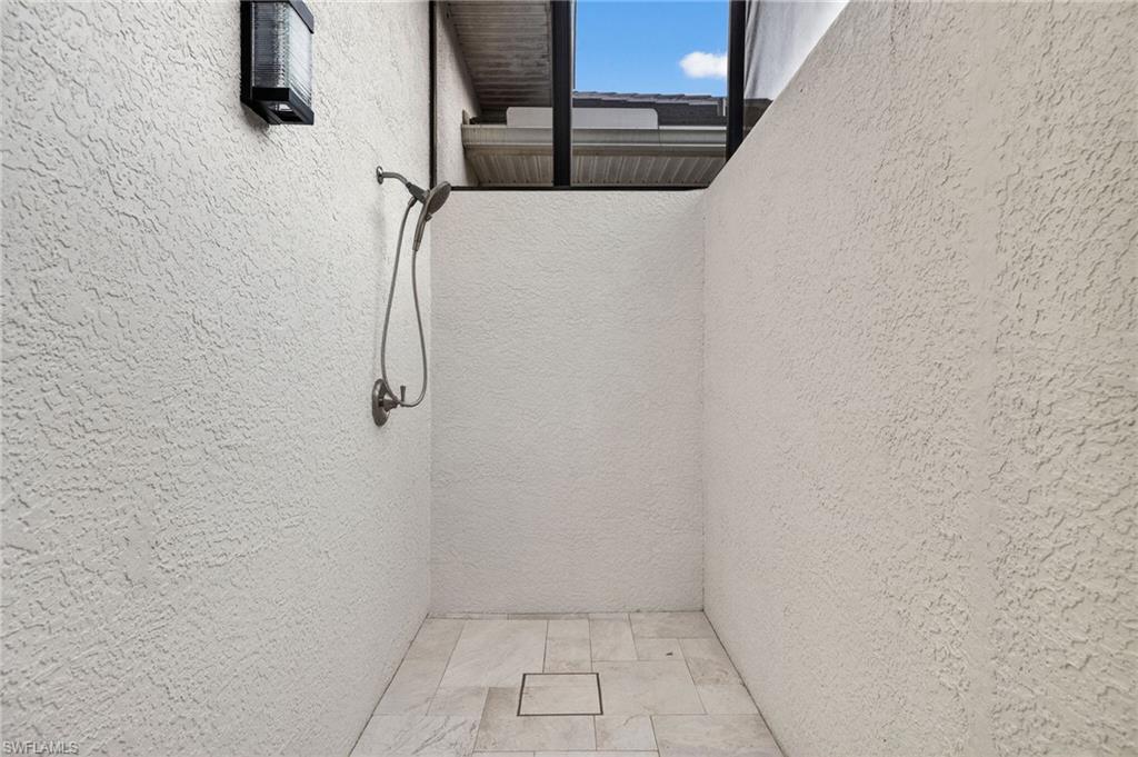 268 Cheshire WAY photo 30