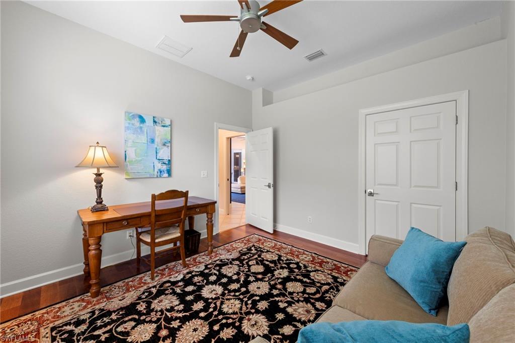 22043 Sycamore Grove photo 27