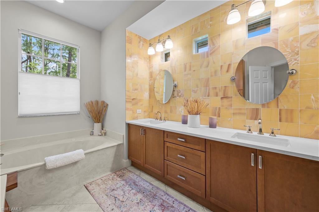 22043 Sycamore Grove photo 34