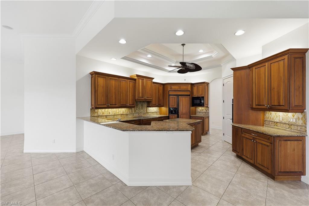 1687 Persimmon DR photo 18