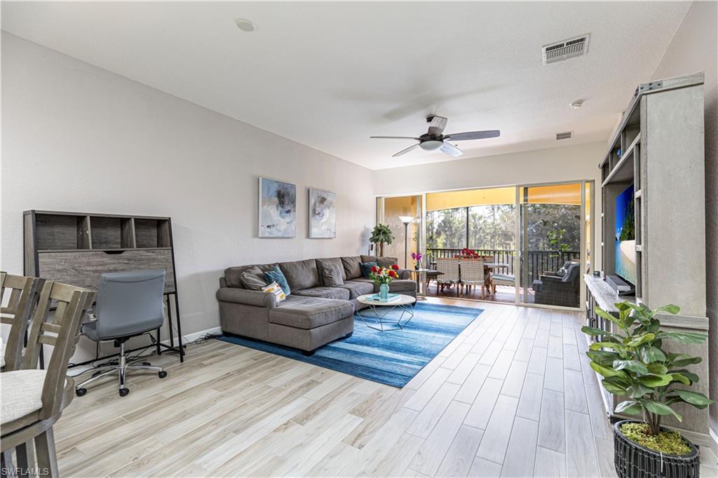 8641 Piazza Del Lago CIR 203 photo 14