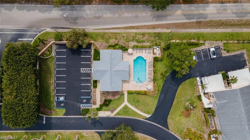 760 Wiggins Lake DR 205 photo 31