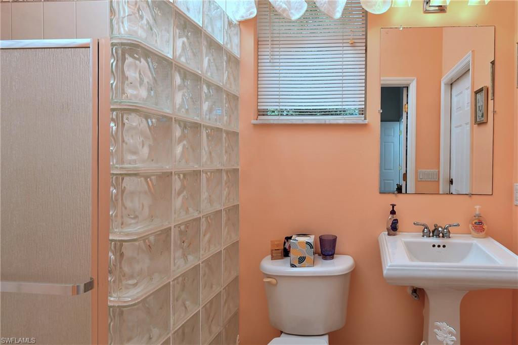 suite 2 bath