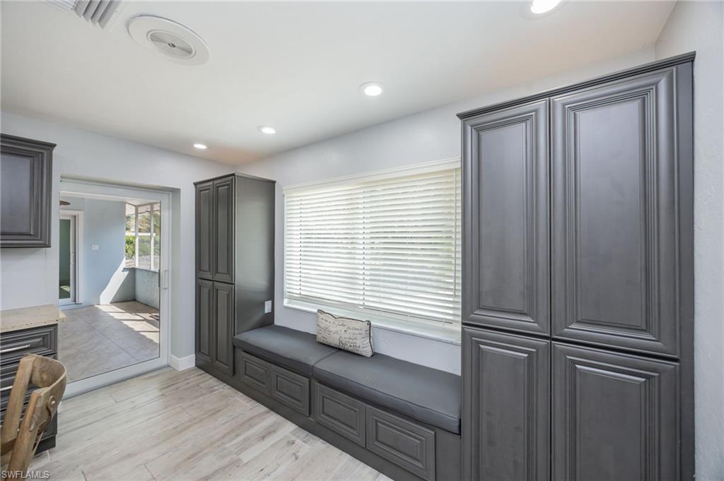 27104 Jarvis RD photo 9