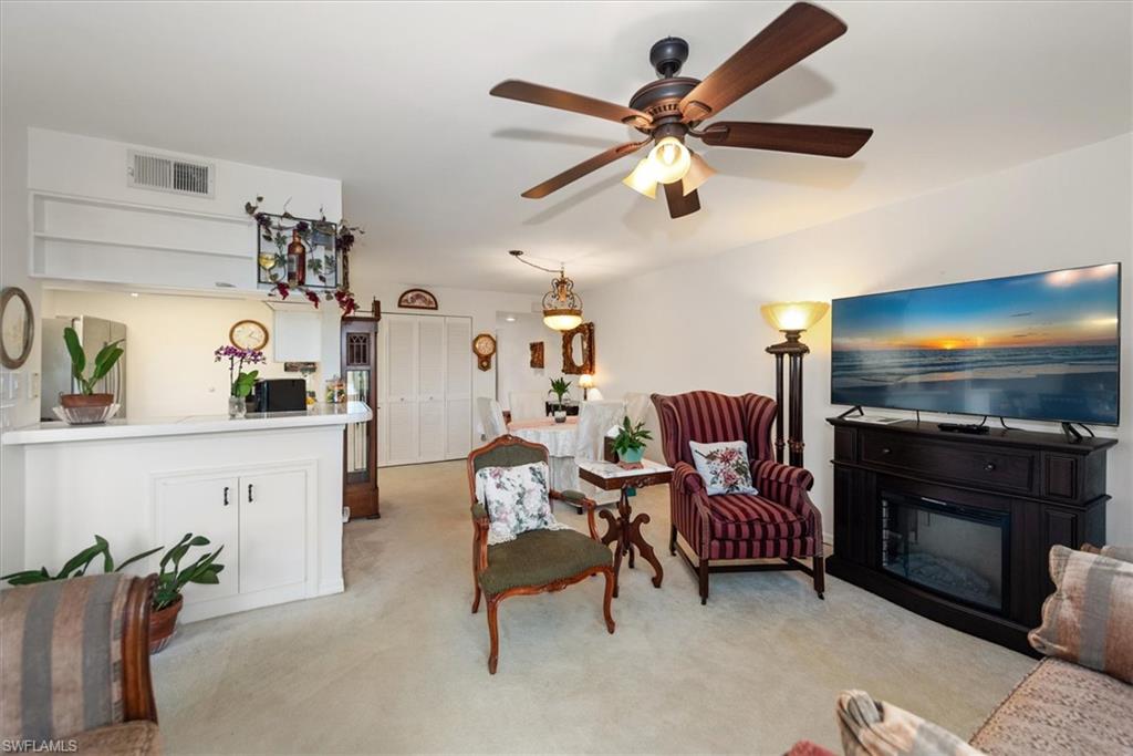 5825 Trailwinds DR 414 photo 6