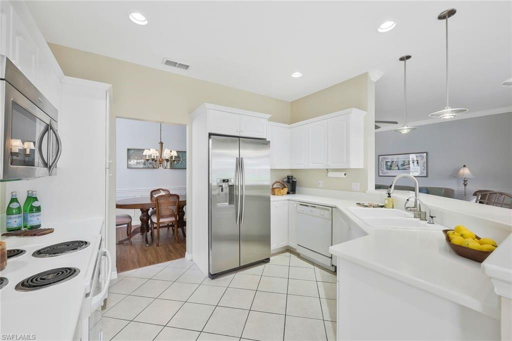 2180 Hawksridge DR 2002 photo 8